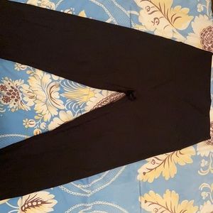 Black aerie leggings